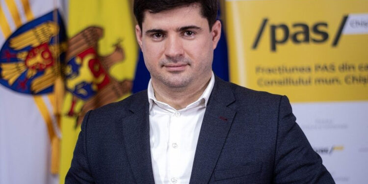 Сколько вы готовы вложить, чтобы по стечению обстоятельств стать директором Агентства публичной собственности Молдовы?