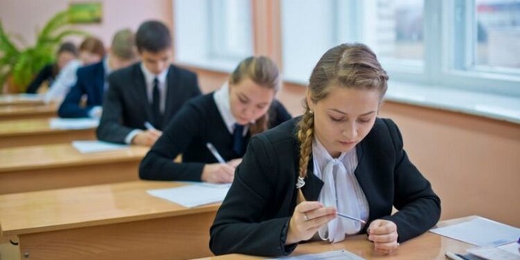 С 12 по 15 августа пройдёт вторая дополнительная сессия для выпускников гимназий