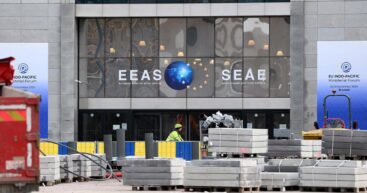 Задержания в Европейской дипломатической службе по делу о коррупции