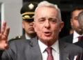 Экс-президента Колумбии Альваро Урибе приговорили к 12 годам домашнего ареста