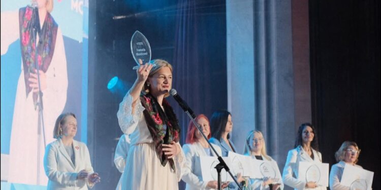 «Эта наша общая награда»: вице-спикер Дойна Герман получила звание «Женщина Молдовы 2025»