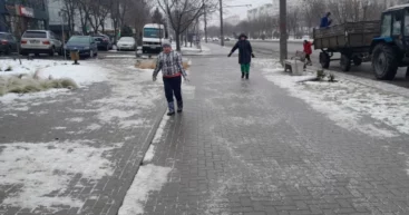 В Кишинёве школьников на четверг и пятницу оставили дома из-за гололёда