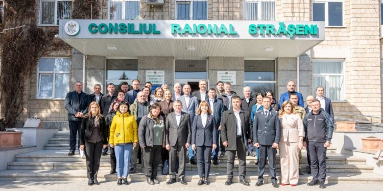 «Нас ждут еще большие инвестиции». Как прошел визит спикера парламента Игоря Гросу в Страшенский район