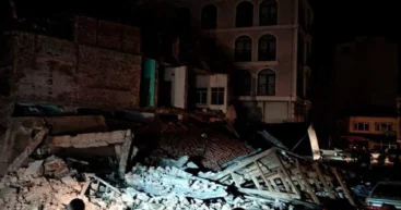 В Турции произошло мощное землетрясение: толчки ощутили даже в Стамбуле