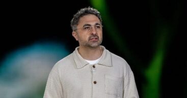 Глава Microsoft AI дал айтишникам 18 месяцев, чтобы сменить профессию