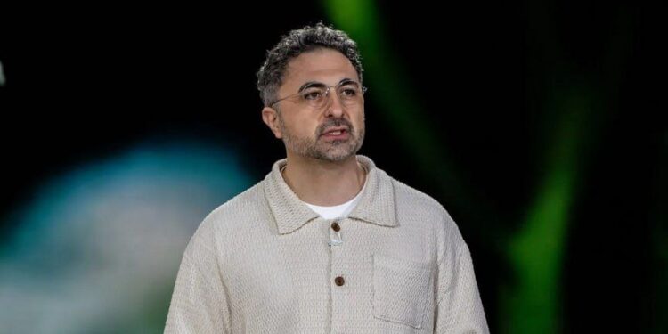 Глава Microsoft AI дал айтишникам 18 месяцев, чтобы сменить профессию