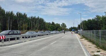 На КПП «Скулень» большое скопление транспортных средств