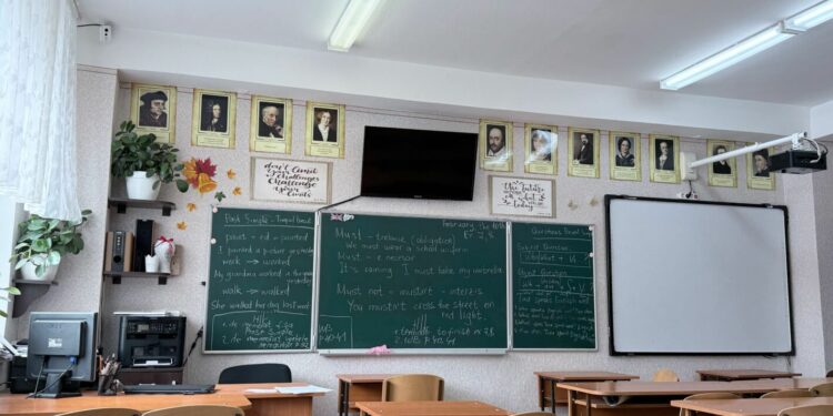 Школьники из приднестровского региона будут учиться онлайн до конца недели