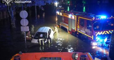 Наводнение в Одессе и области унесло жизни девяти человек