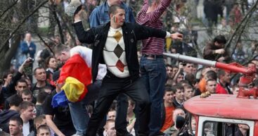 Во время погромов 2009 года Филата охранял американский посол