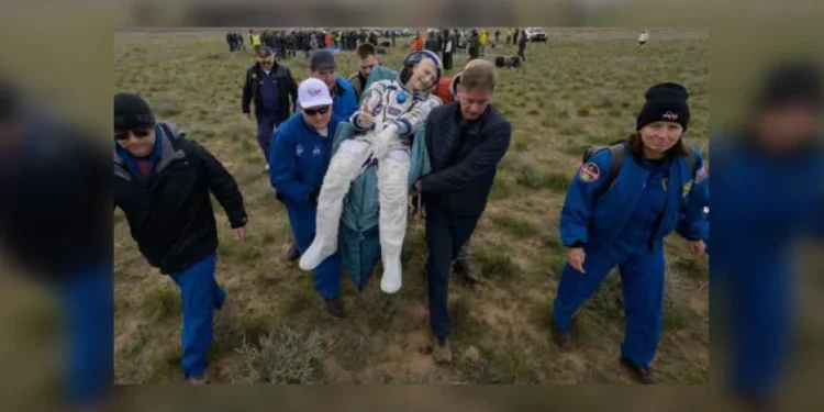 220 дней в космосе: старейший действующий астронавт из США приземлился на Землю в свой 70-й день рождения