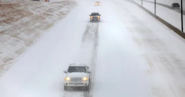 Объявлено чрезвычайное положение: в США бушует мощный зимний шторм, известно о первых жертвах непогоды