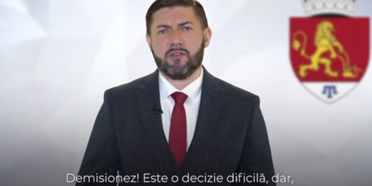 Примар Тараклии Лупов подал в отставку и пообещал вернуться «после падения режима»