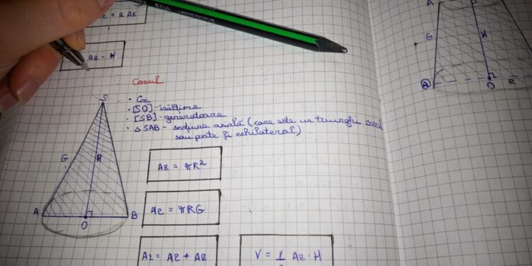 В Молдове начинаются бесплатные дополнительные по математике и румынскому языку для учеников 9-х классов