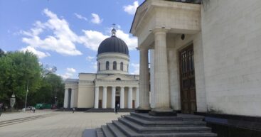 Митрополия предупреждает: остерегайтесь фейковых страниц в соцсетях, выступающих от имени Церкви