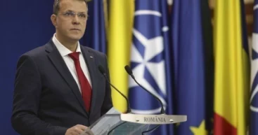 Пробыв в должности всего 5 месяцев, министр обороны Румынии от пропрезидентской партии подал в отставку