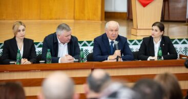 Премьер Александр Мунтяну обсудил развитие Окницкого района с местными властями