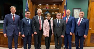 Михай Попшой и Игорь Гросу обсудили в Вашингтоне усиление стратегического партнерства с США