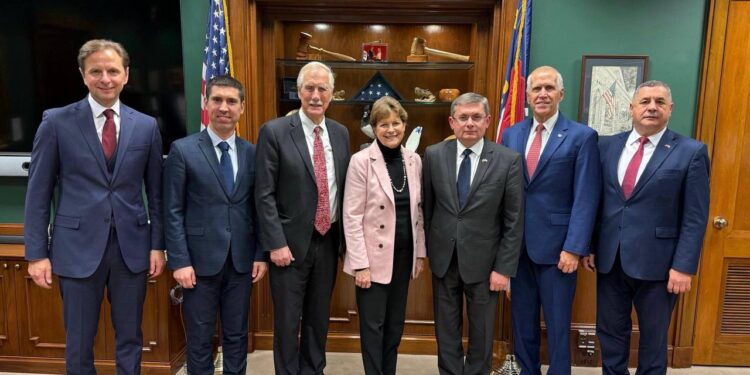 Михай Попшой и Игорь Гросу обсудили в Вашингтоне усиление стратегического партнерства с США