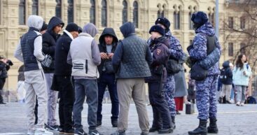 Нелегальные мигранты должны уехать из России или узаконить статус