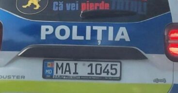 Журналист Сергей Ткач: Каждая наклейка “Не играй с голосом” — это агитация против PAS