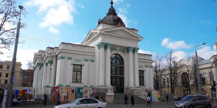 Две недели высокого искусства: в столице проходит фестиваль музыки Баха