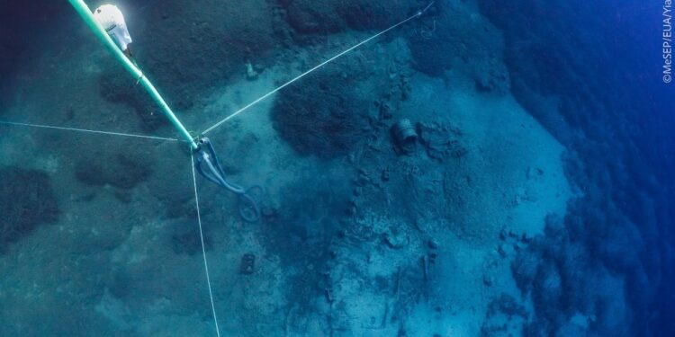 Со дна Эгейского моря подняли фрагмент Парфенона