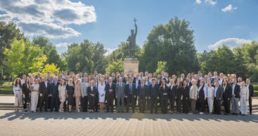 Вслед за Ионом Чебаном, партия PAS открыто объявила персональную войну и Марку Ткачуку