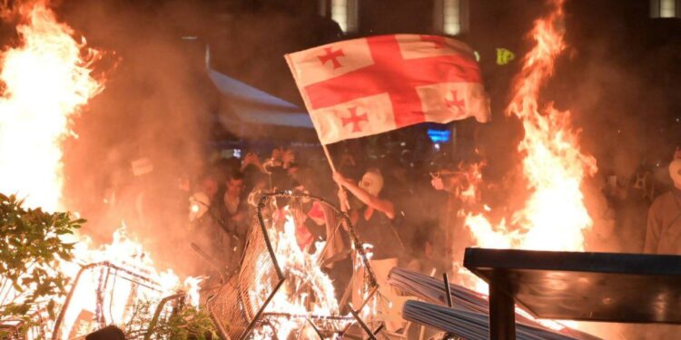 Майя Санду поддержала насильственные протесты в Грузии