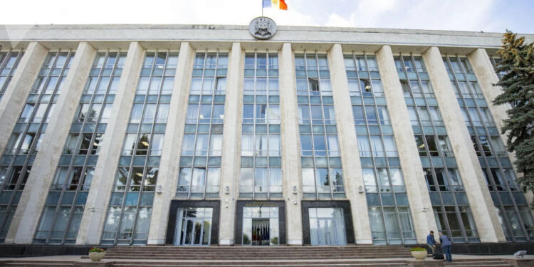 Семь членов кабинета министров освобождены от обязанностей на время предвыборной гонки