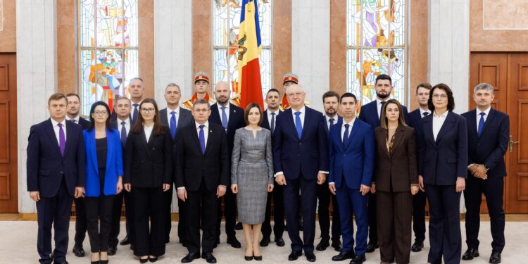 Новый кабмин – в строю! Указ о назначении опубликован в Monitorul Oficial