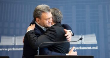 «Кукушка хвалит петуха»: Речан поблагодарил Санду и Гросу за доверие и подвёл итоги