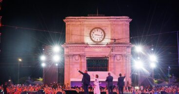 Концерт, шоу европейских лидеров и наручники: как Молдова отпраздновала независимость