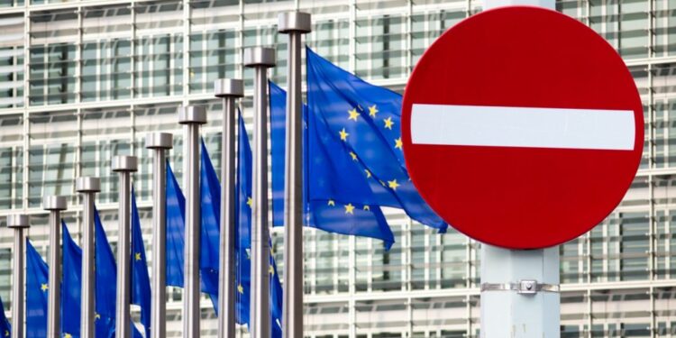 ЕС вводит новые санкции против физических и юридических лиц из Молдовы