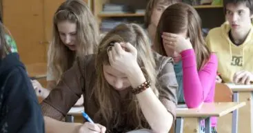 Преподаватель из Леово, ударивший ученика, временно отстранен от работы