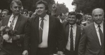 День в истории: 8 декабря 1991 года Республика Молдова впервые выбрала президента