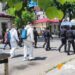 Операция «Стерилизация»: Активисты очищают проезжую часть улиц Кишинева после марша ЛГБТ