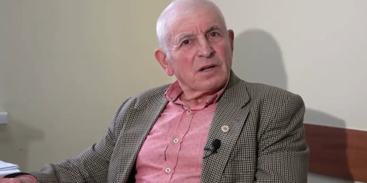 Профессор из Комрата призывает Молдову «очнуться» и собраться за круглым столом