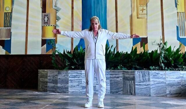 Линдеманн снимает клип в психбольнице в Костюженах