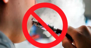 Врач-нарколог о рисках бездымной продукции для курения и первых симптомах зависимости у детей