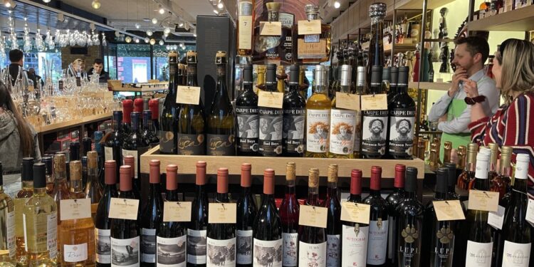 Республика Молдова продвигает элитные вина на британском рынке