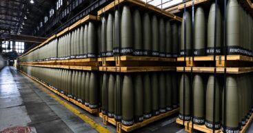 Санду: Мы увеличили наши расходы на оборону и хотим тратить еще больше