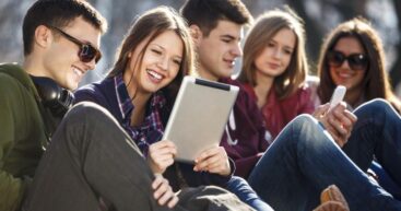12 августа- Международный день молодежи