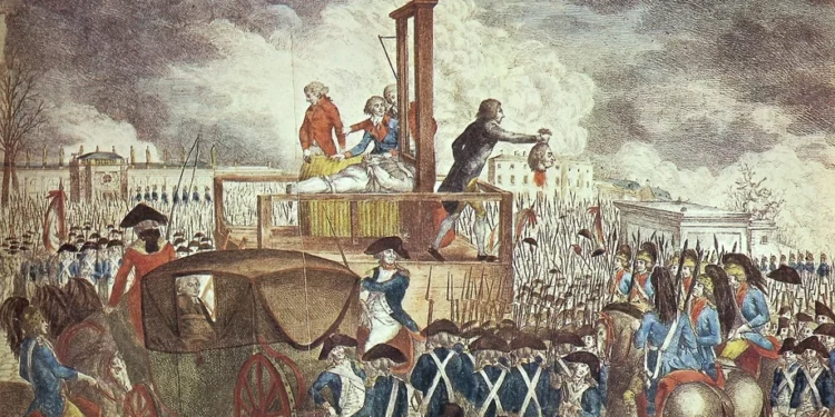 Мрачный символ Французской революции: кто на самом деле изобрел гильотину