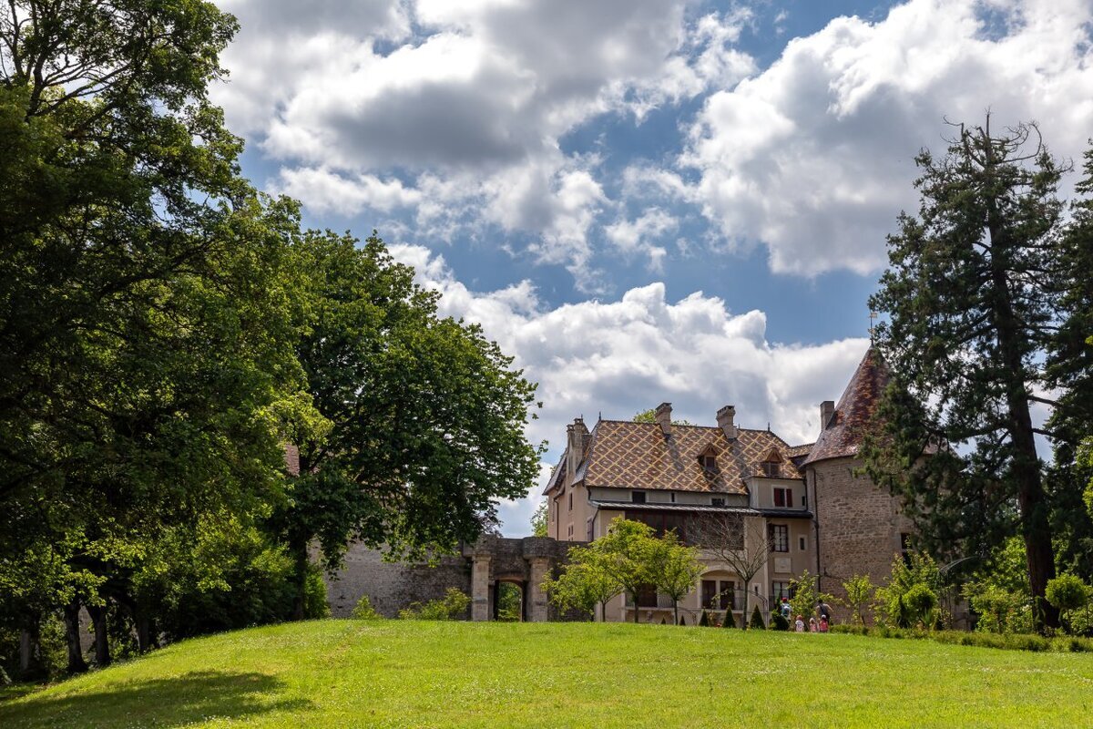 Work and heritage at the Château de Couches