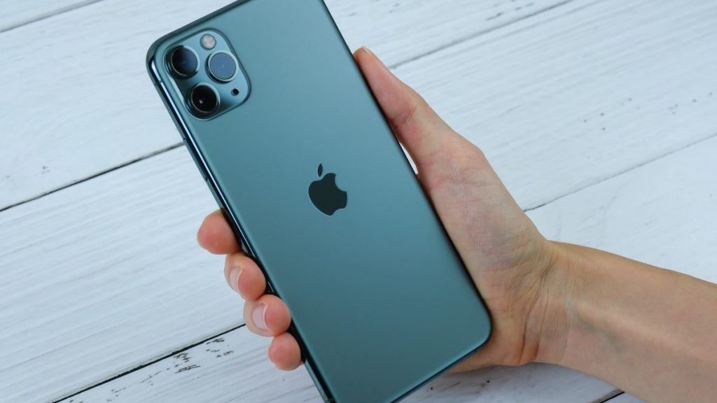 Comment enregistrer des photos envoyees par mail sur iphone