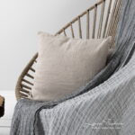 FOCUS Couverture gris clair