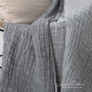 FOCUS Couverture gris clair 14 Linen grey doublesided blanket, washed.