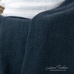 MAMBA Couverture bleu marine 13 linen navy blanket, washed.