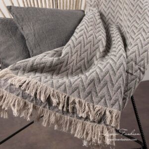 JAPAN Couverture gris 11 Grey zigzag patterned linen blanket with fringes